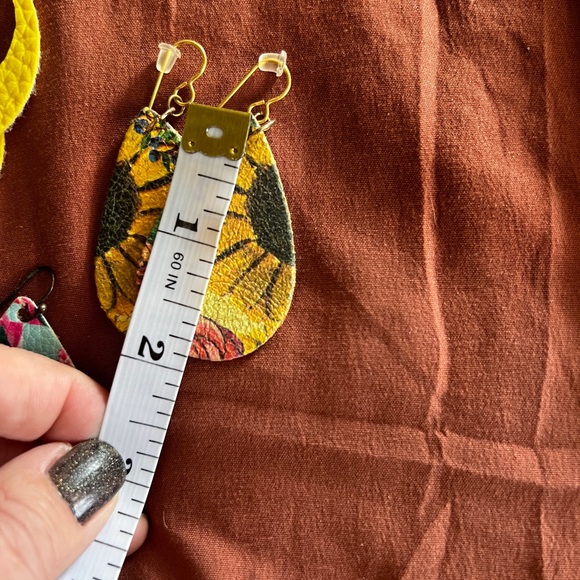 Handcrafted Teardrop Earring Collection - Multicolor Pattern Designs - Picture 4 of 5